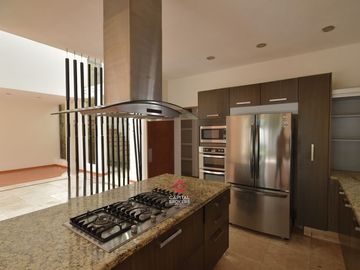 Casa de lujo en venta Puerta de Hierro Andares