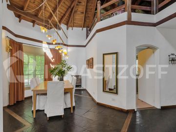 Casa en Carmel C.C