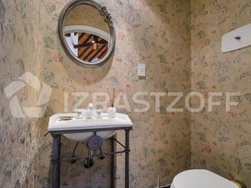 Casa en Carmel C.C