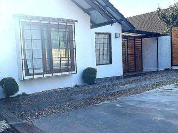Casa en venta en PEÑALOLÉN