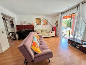 Casa en venta en PEÑALOLÉN