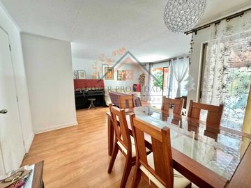 Casa en venta en PEÑALOLÉN