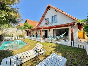 Casa en venta en PEÑALOLÉN