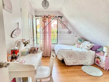 Casa en venta en PEÑALOLÉN