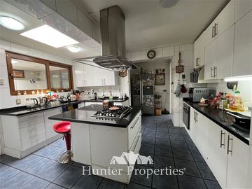 Casa en Venta en The Grange School - Country Club - Metro Príncipe de Gales