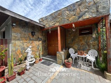 Casa en Venta en The Grange School - Country Club - Metro Príncipe de Gales