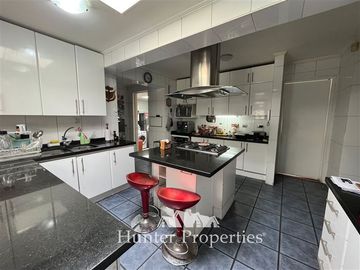 Casa en Venta en The Grange School - Country Club - Metro Príncipe de Gales