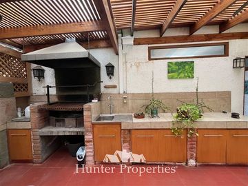 Casa en Venta en The Grange School - Country Club - Metro Príncipe de Gales