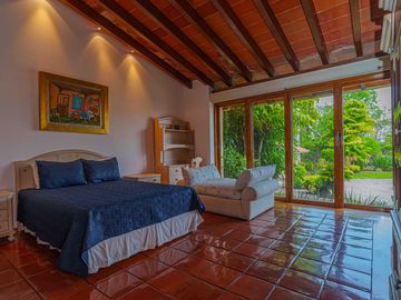 Finca de Lujo en Los Apantles, Jiutepec