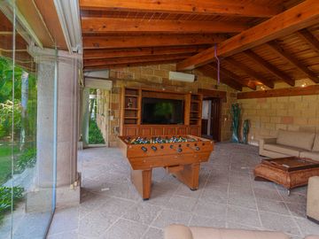Finca de Lujo en Los Apantles, Jiutepec