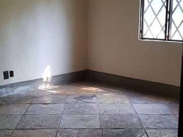 Linda casa sola en Col. Rancho Cortes, Morelos