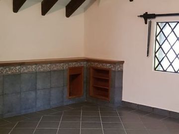 Linda casa sola en Col. Rancho Cortes, Morelos