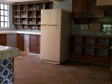 Linda casa sola en Col. Rancho Cortes, Morelos