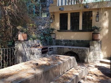 Linda casa sola en Col. Rancho Cortes, Morelos