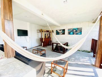 Linda casa en venta en fraccionamiento en Av. Palmira, Mor.
