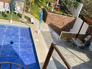 Linda casa en venta en fraccionamiento en Av. Palmira, Mor.