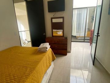 Linda casa en venta en fraccionamiento en Av. Palmira, Mor.