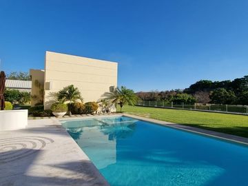 Hermosa residencia en Club de Golf Santa Fe, Morelos