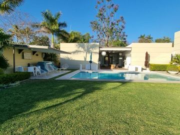 Hermosa residencia en Club de Golf Santa Fe, Morelos