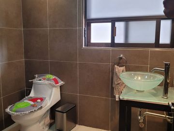 Linda y muy comoda casa en venta en Jardines del pedregal