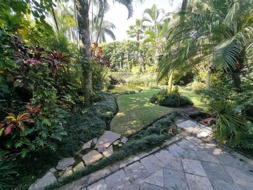 Espectacular residencia en Los Apantles, Morelos