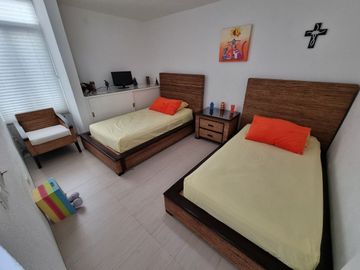 Hermosa casa en Venta en Colinas de Santa Fe, Morelos