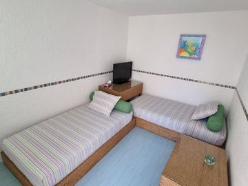 Hermosa casa en Venta en Colinas de Santa Fe, Morelos