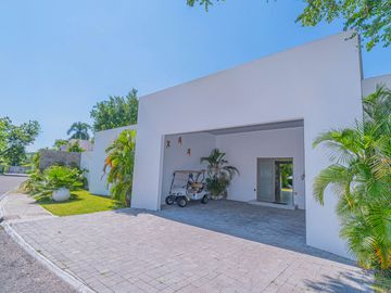 Espectacular residencia en Fracc. Club de Golf Santa Fe, Morelos