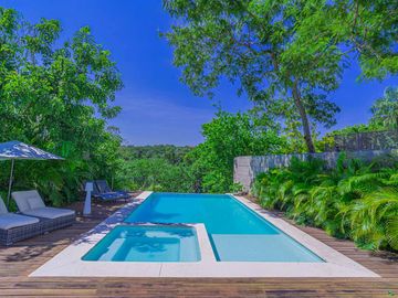 Espectacular residencia en Fracc. Club de Golf Santa Fe, Morelos