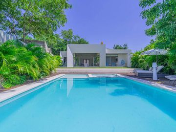 Espectacular residencia en Fracc. Club de Golf Santa Fe, Morelos
