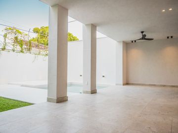 A estrenar casa en  Fracc. en Vista Hermosa, Cuernavaca