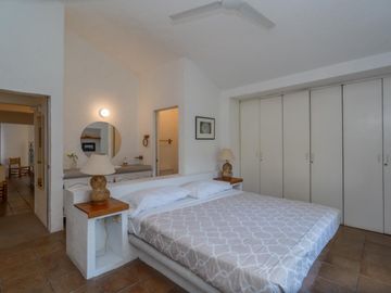 Casa en venta en Fracc. Colinas de Santa Fe, en Xochitepec, Morelos