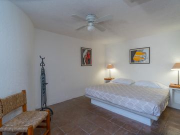 Casa en venta en Fracc. Colinas de Santa Fe, en Xochitepec, Morelos