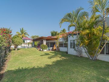 Casa en venta en Fracc. Colinas de Santa Fe, en Xochitepec, Morelos
