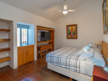 Casa en venta en Fracc. Colinas de Santa Fe, en Xochitepec, Morelos