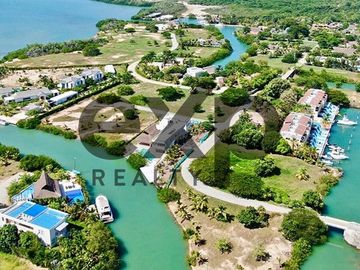 VENTA DE CASA EN CONDOMINIO MARINA DE BARU CARTAGENA inversion CON VISTA AL MAR