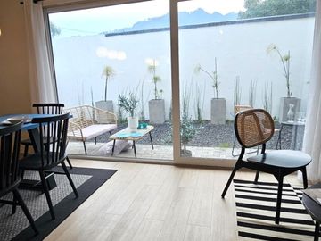 VENDE AMPLIA CASA (15) EN CHIGUAYANTE. (NUEVA)