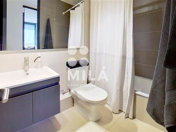 Departamento en Venta en Nuevo! 3 dormitorios y 3 baños.