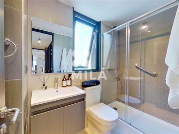 Departamento en Venta en Nuevo! 3 dormitorios y 3 baños.