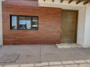 CASA EN VENTA EN ALTOZANO, GOMEZ PALACIO, DURANGO.