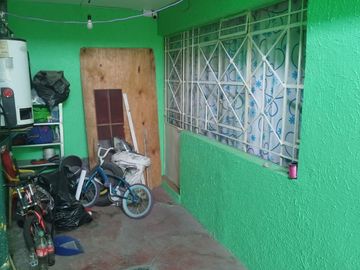 Casa con 6 departamentos en la Nueva Atzacoalco, GAM