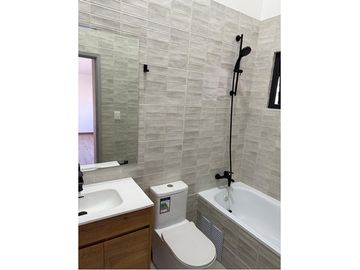 Tu Sueño en Vitacura: Casa 100% remodelada