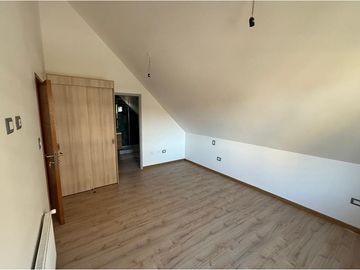 Tu Sueño en Vitacura: Casa 100% remodelada