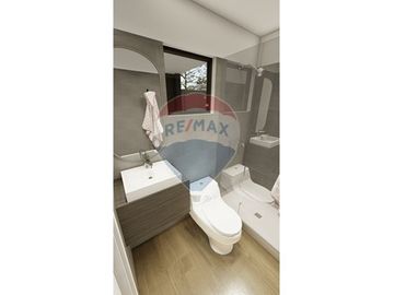 Tu Sueño en Vitacura: Casa 100% remodelada