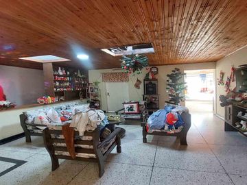 CASA EN VENTA / BARRIO GRANADA / ARMENIA QUINDIO