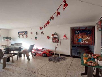 CASA EN VENTA / BARRIO GRANADA / ARMENIA QUINDIO