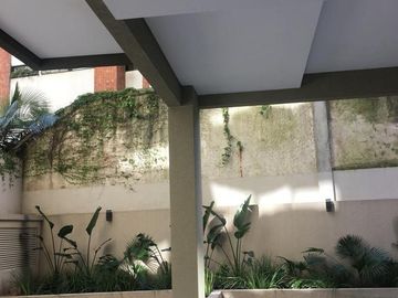 Departamento  en venta en Olivos, piso alto 4 ambientes