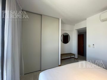 Departamento  en venta en Olivos, piso alto 4 ambientes