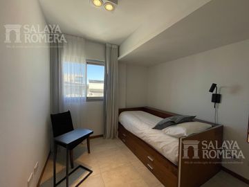 Departamento  en venta en Olivos, piso alto 4 ambientes