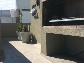 Departamento  en venta en Olivos, piso alto 4 ambientes